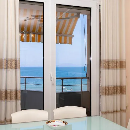 Imperial Visar Iriish דירה
