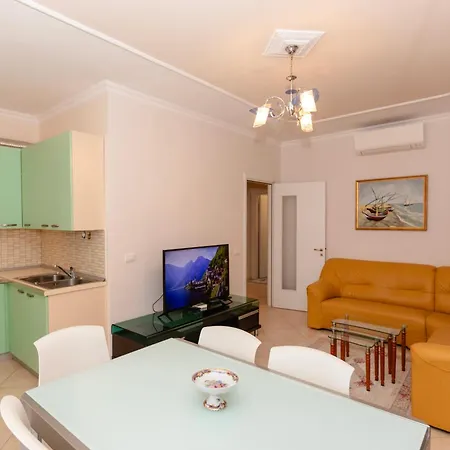 דירה Imperial Visar Iriish Vlorë