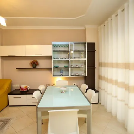 Apartment Visar Iriish Vlore